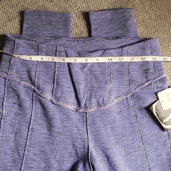 🫐 FP FREE PEOPLE HIGH WAIST LEGGINGS! - Picture 8 of 11